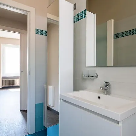 Numero Due Piazza Mazzini - Bymyhomeincomo شقة