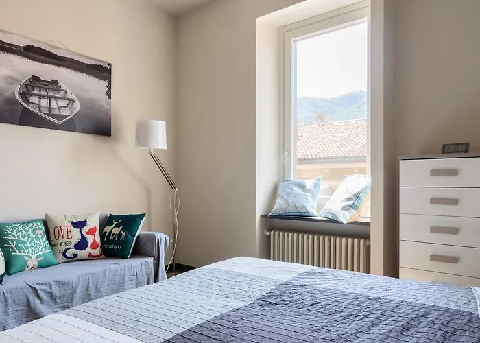 Apartamento Numero Due Piazza Mazzini - Bymyhomeincomo *