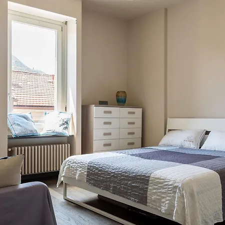 Numero Due Piazza Mazzini - Bymyhomeincomo Комо
