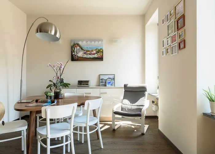 公寓 Numero Due Piazza Mazzini - Bymyhomeincomo *